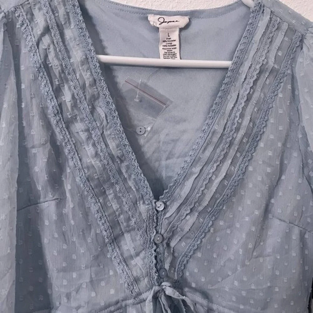 Japna Long Sleeve Sheer V-neck Lace Detailing Tie Light Blue NEW Size Large - Picture 2 of 6